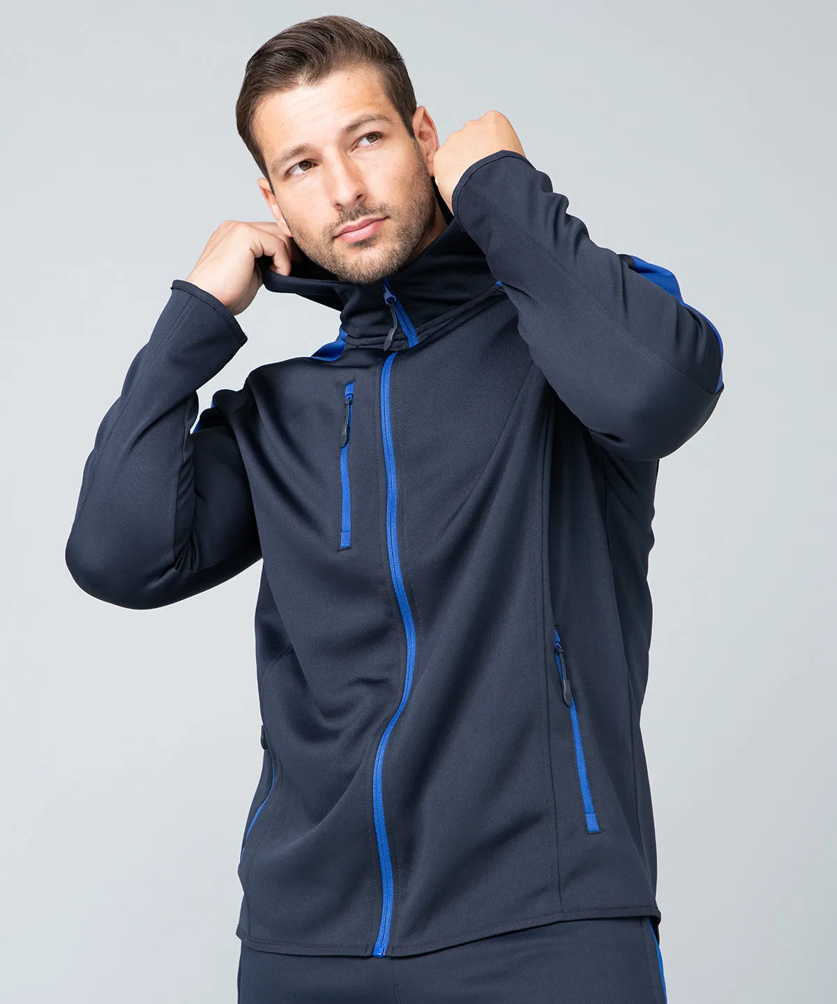 Active softshell jacket